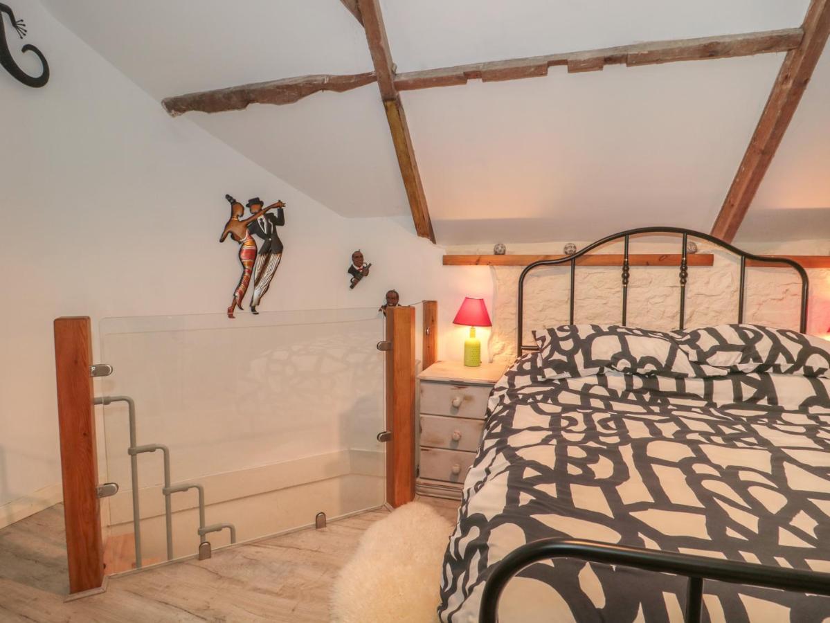 Вилла The Coach House Сомертон Экстерьер фото