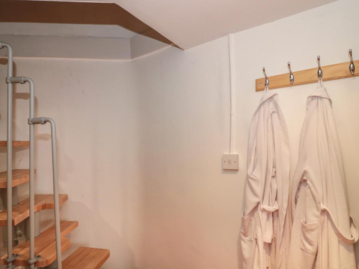 Вилла The Coach House Сомертон Экстерьер фото
